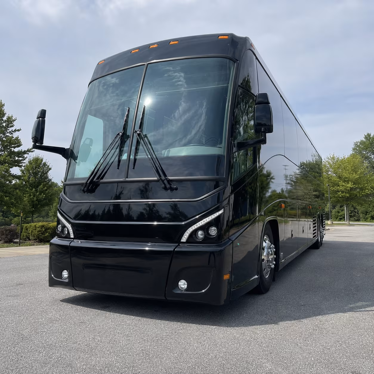 government shuttle buses to federal buildings and courts in orange county