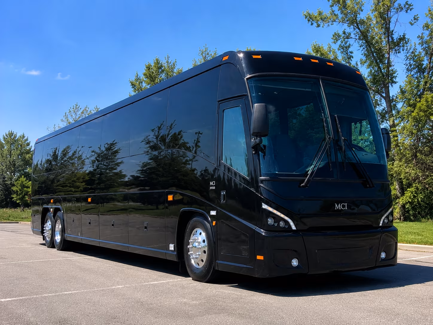 guest shuttle services between orange county hotels and your venue