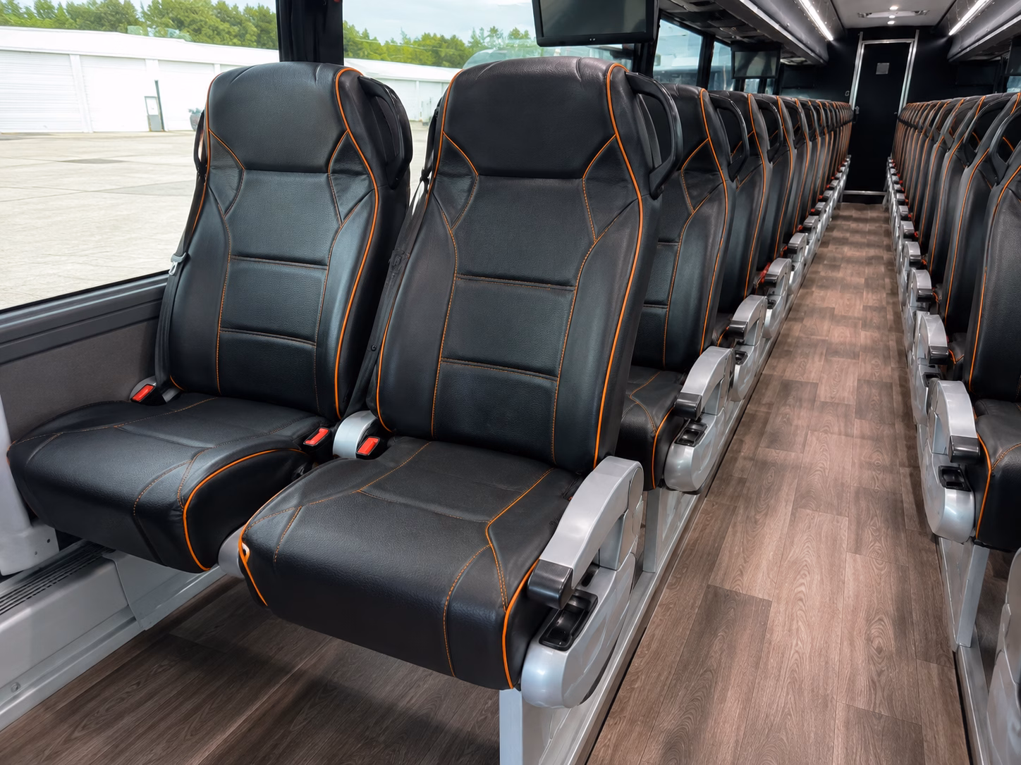 party buses for bachelorette wine tours to temecula valley